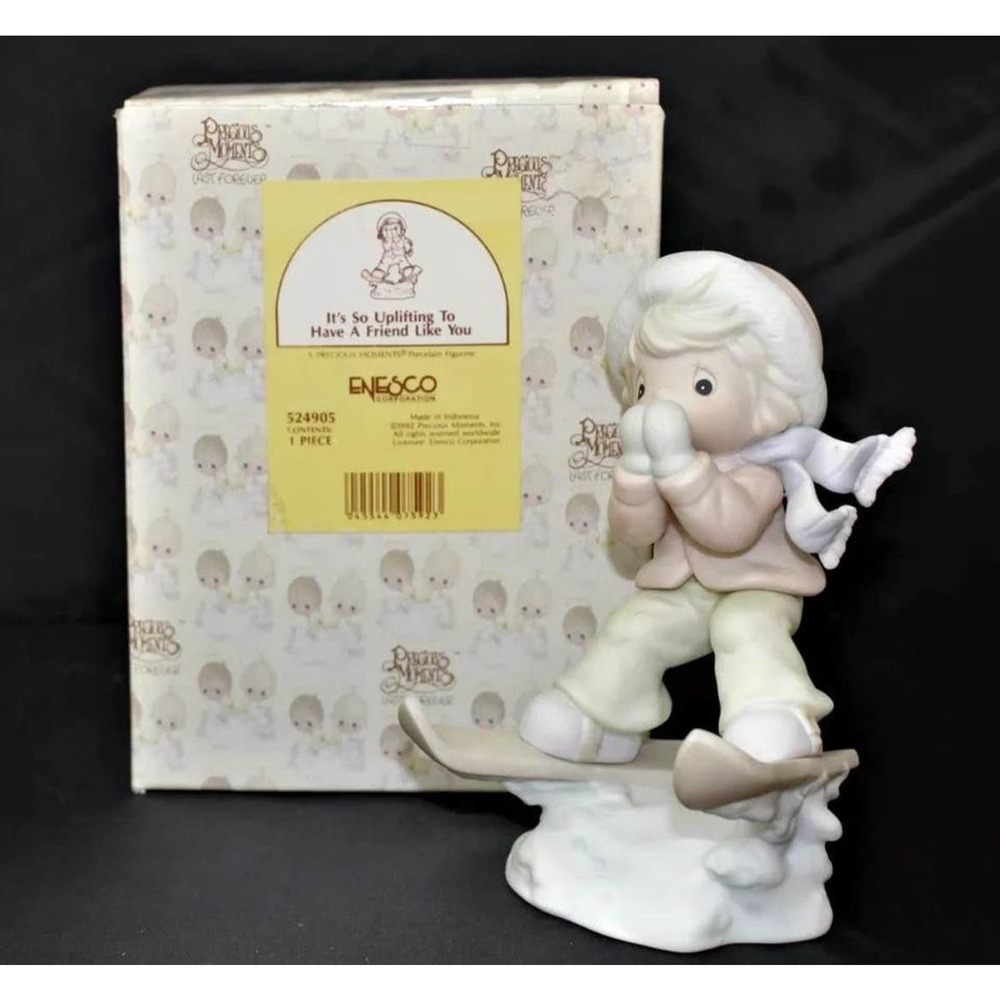 Precious Moments Figurine 524905, It's so Uplifting to Have a Friend Like W/Box